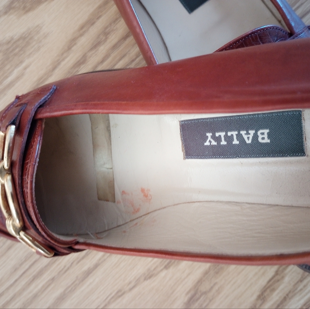 Bally Tiffany Cognac Italian Leather Loafers Gold Accent Preppy Old Money 8.5 M - Picture 7 of 12